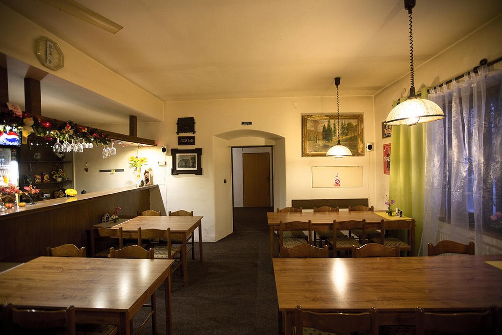 Penzion Na Cymbálku Horni Tranovice Exterior foto